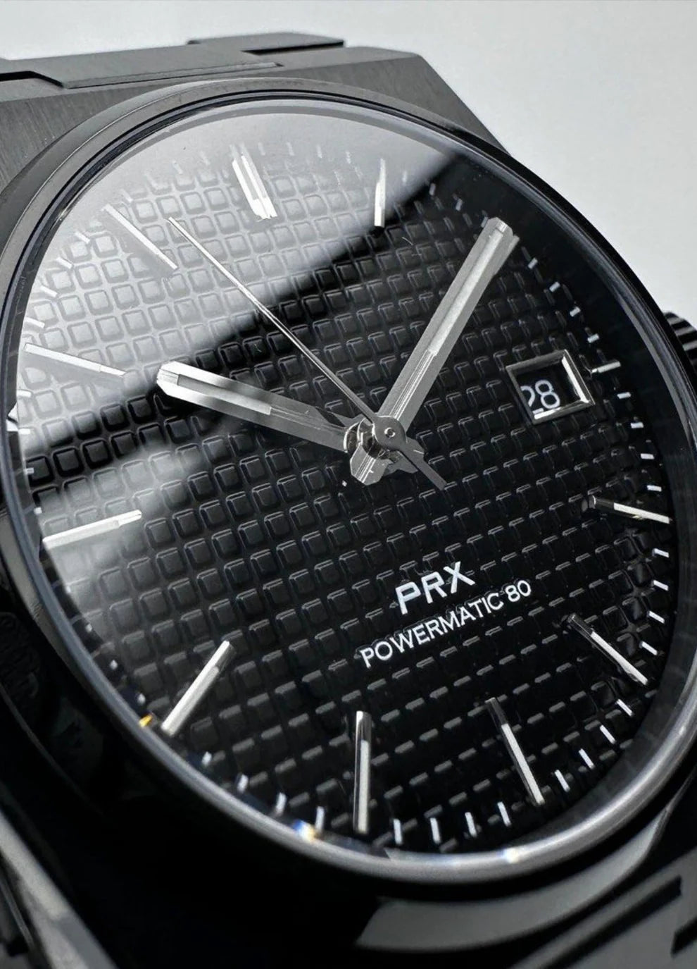 CLÉV-DWELLER | BLACKED OUT