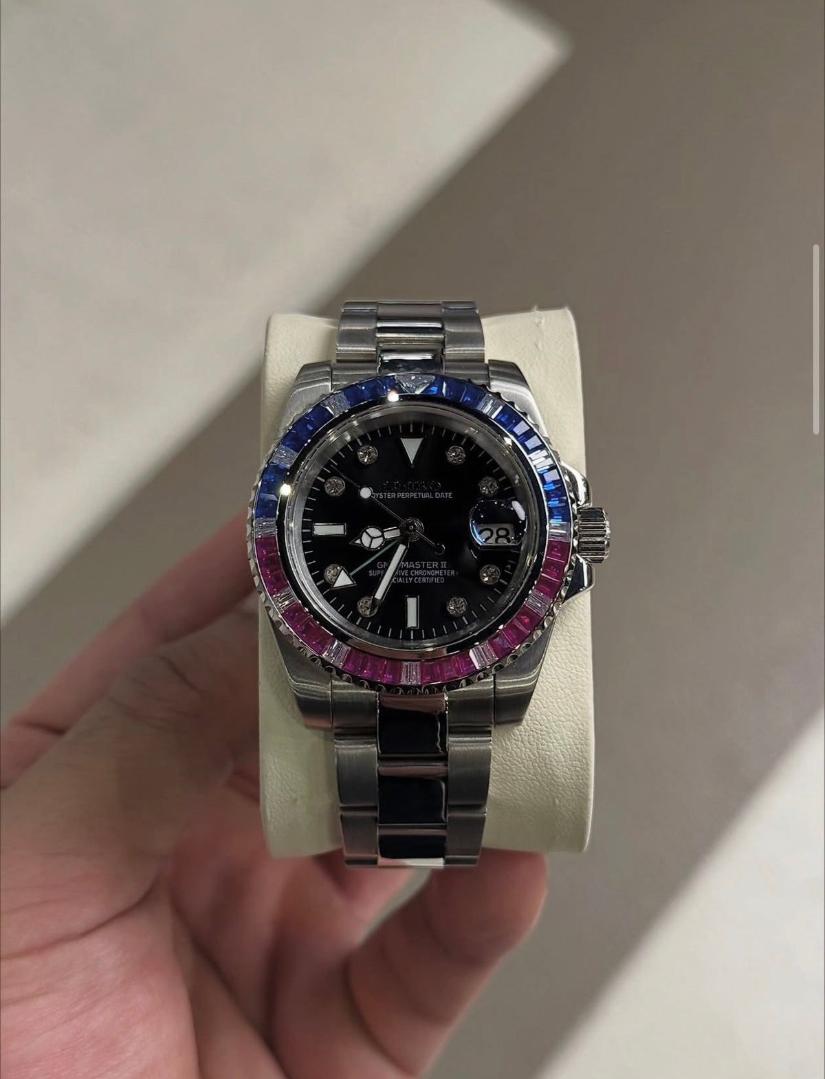 CLÉVTONA | GEMED OYSTER