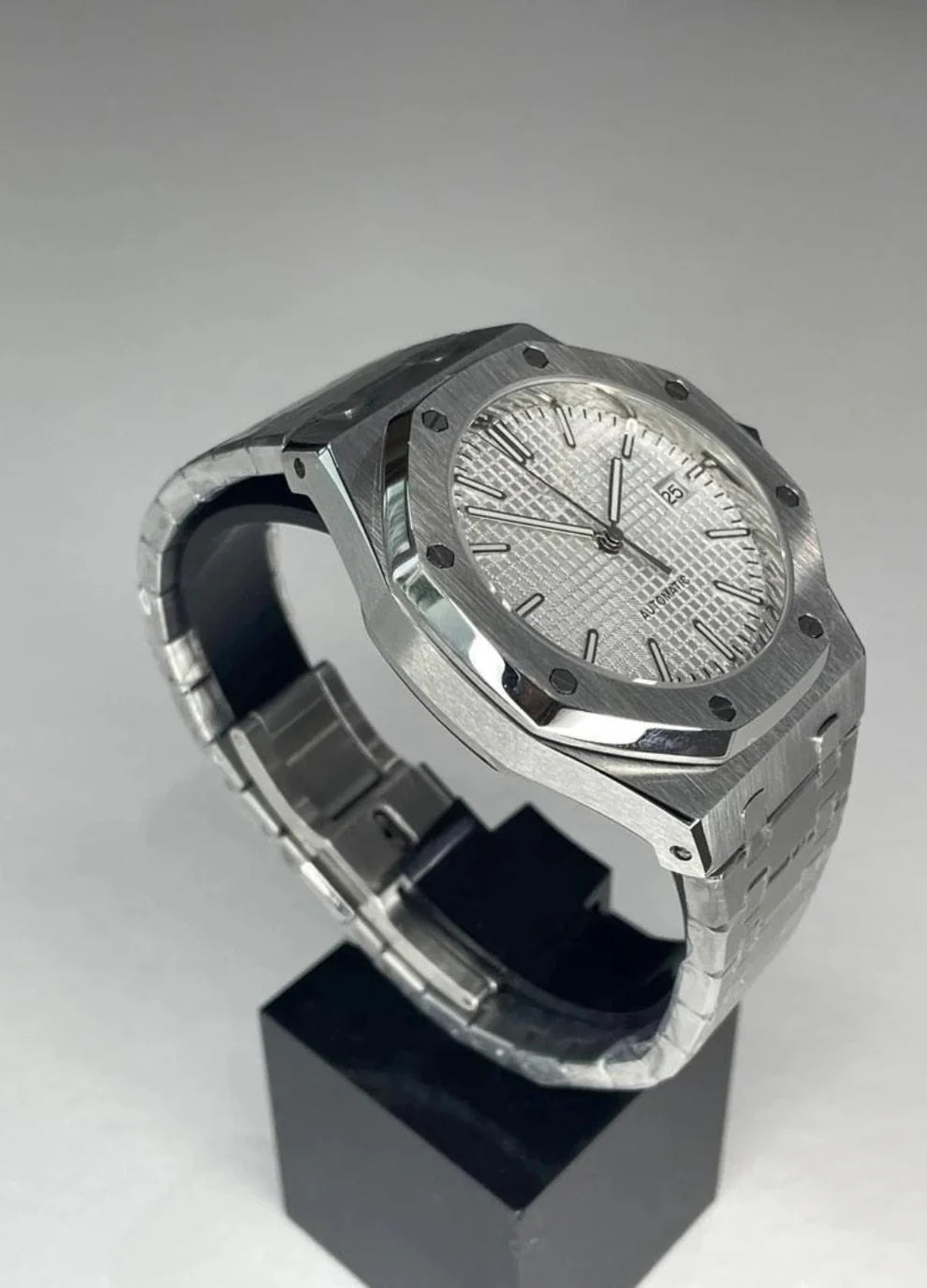 CLÉV-OAK | SILVERED OUT