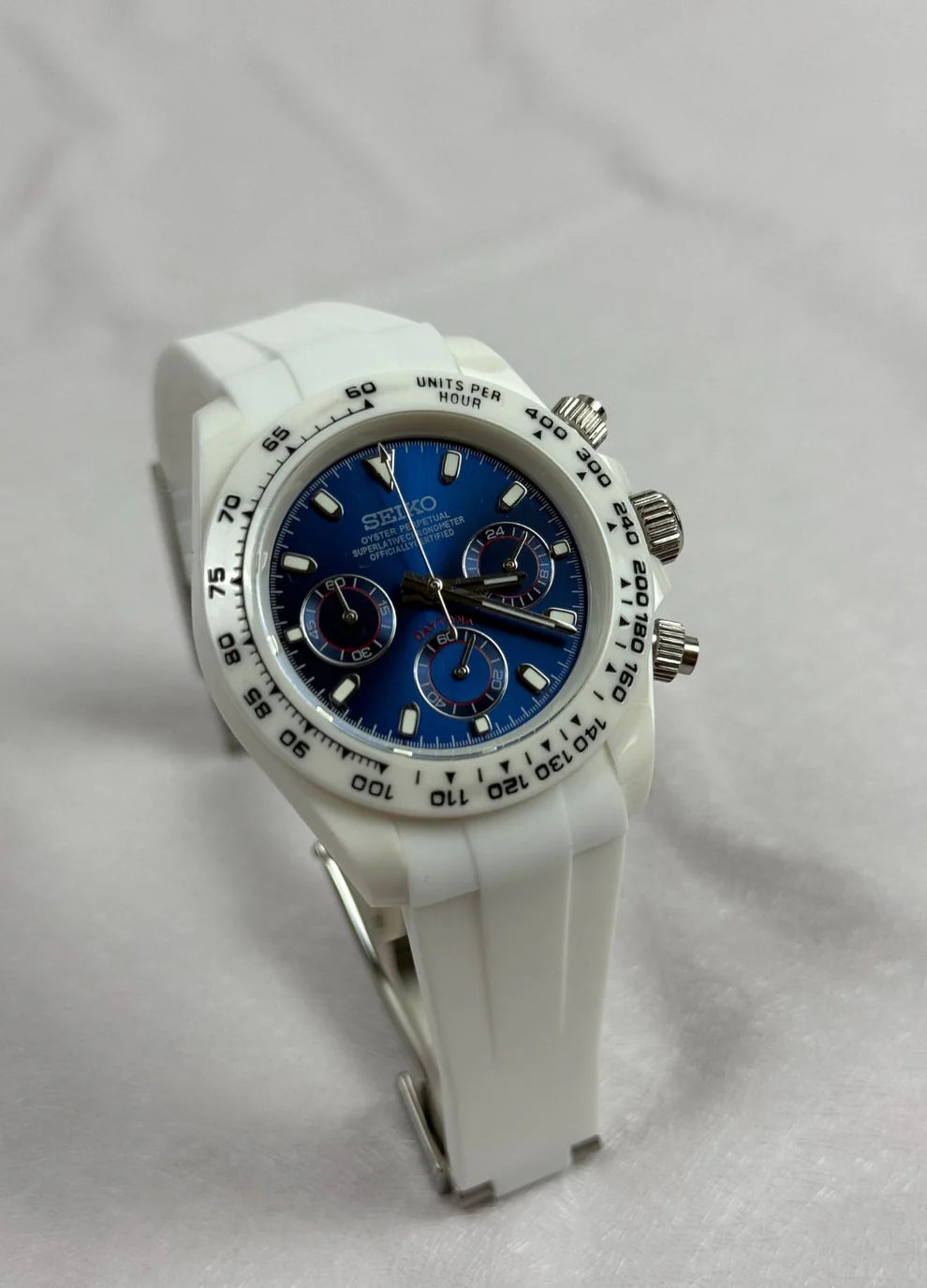 CLÉVTONA | WHITE CRYSTAL