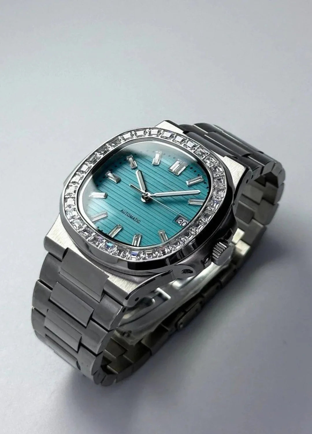 CLÉVNAUT | DIAMOND STUDDED TIFFANY