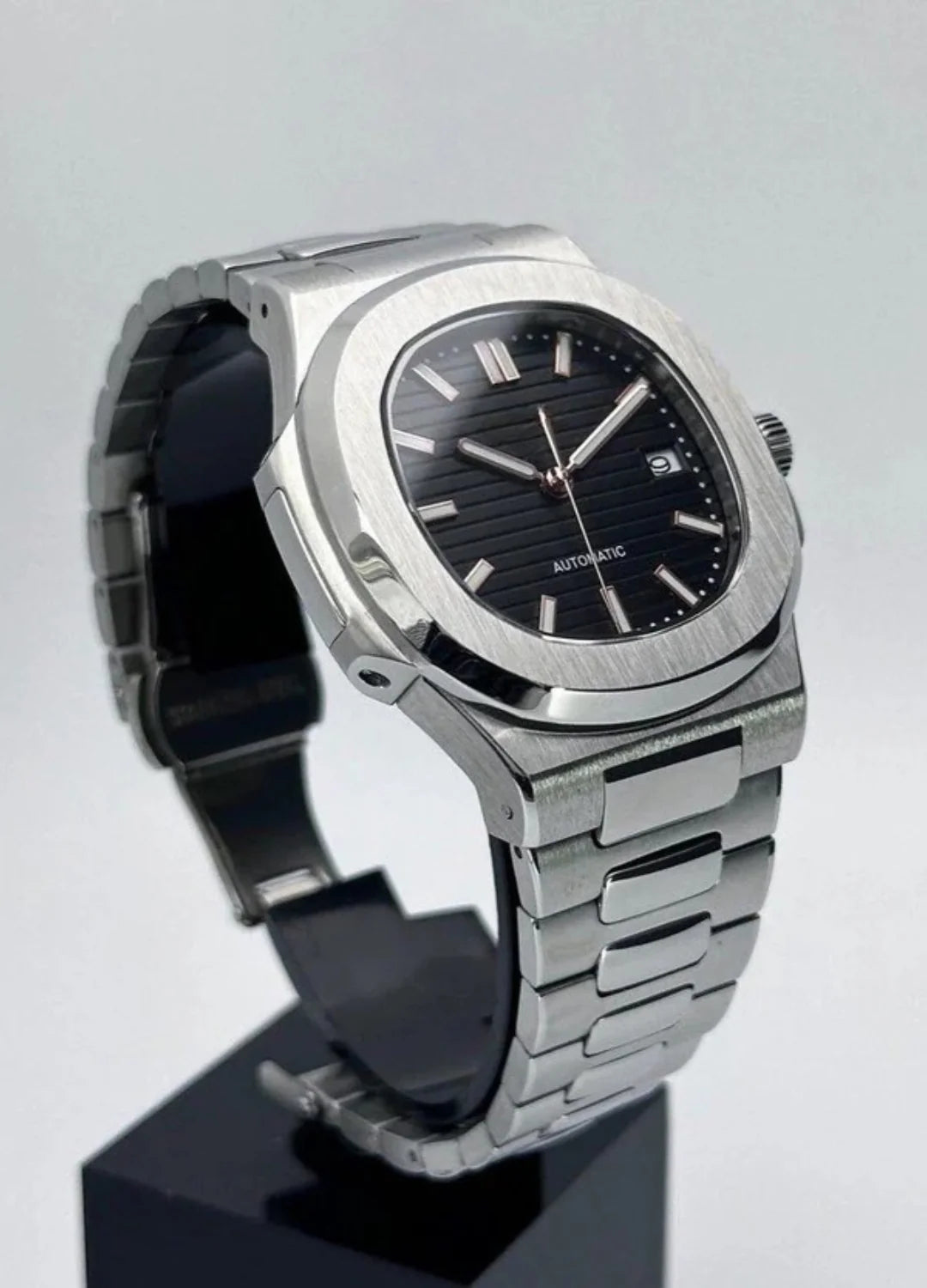 CLÉVNAUT | CLASSY BLACK