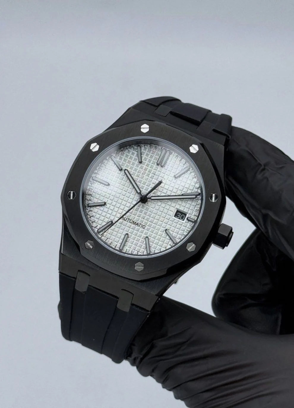 CLÉV-OAK | WHITE SHADOW