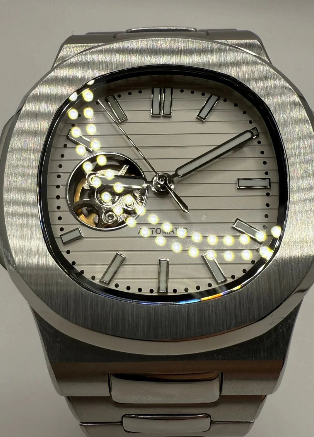 CLÉVNAUT | WHITE OPEN DIAL