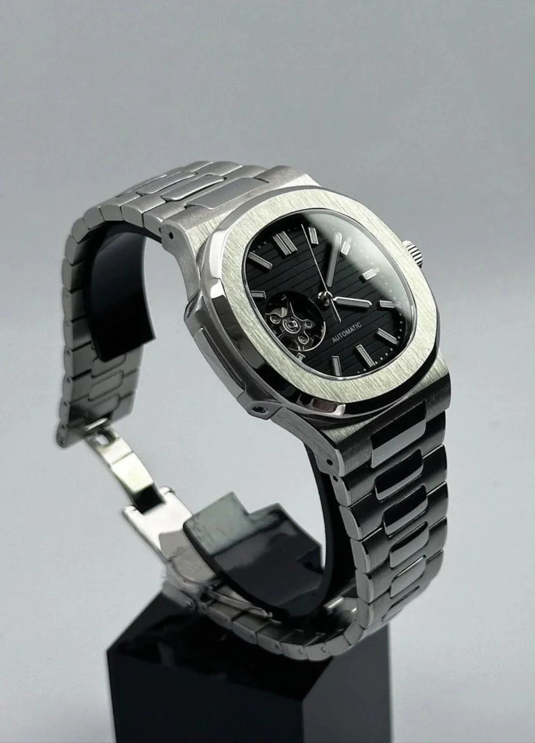 CLÉVNAUT | CLASSY BLACK