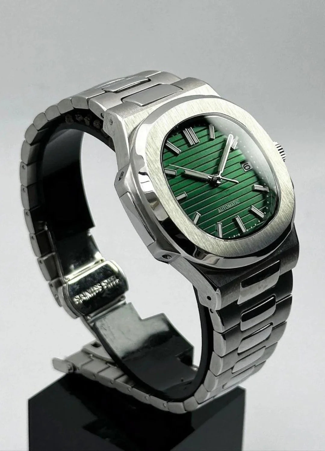 CLÉVNAUT | CLASSY GREEN