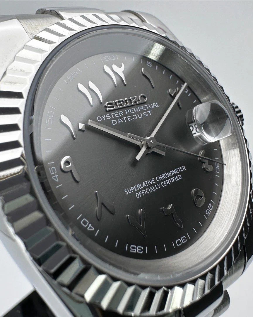 CLÉVJUST | GREY ARABIC